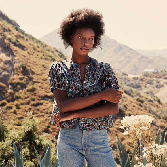 Doen Brenna Top Navy Ladybird Floral - Picture 4 of 10